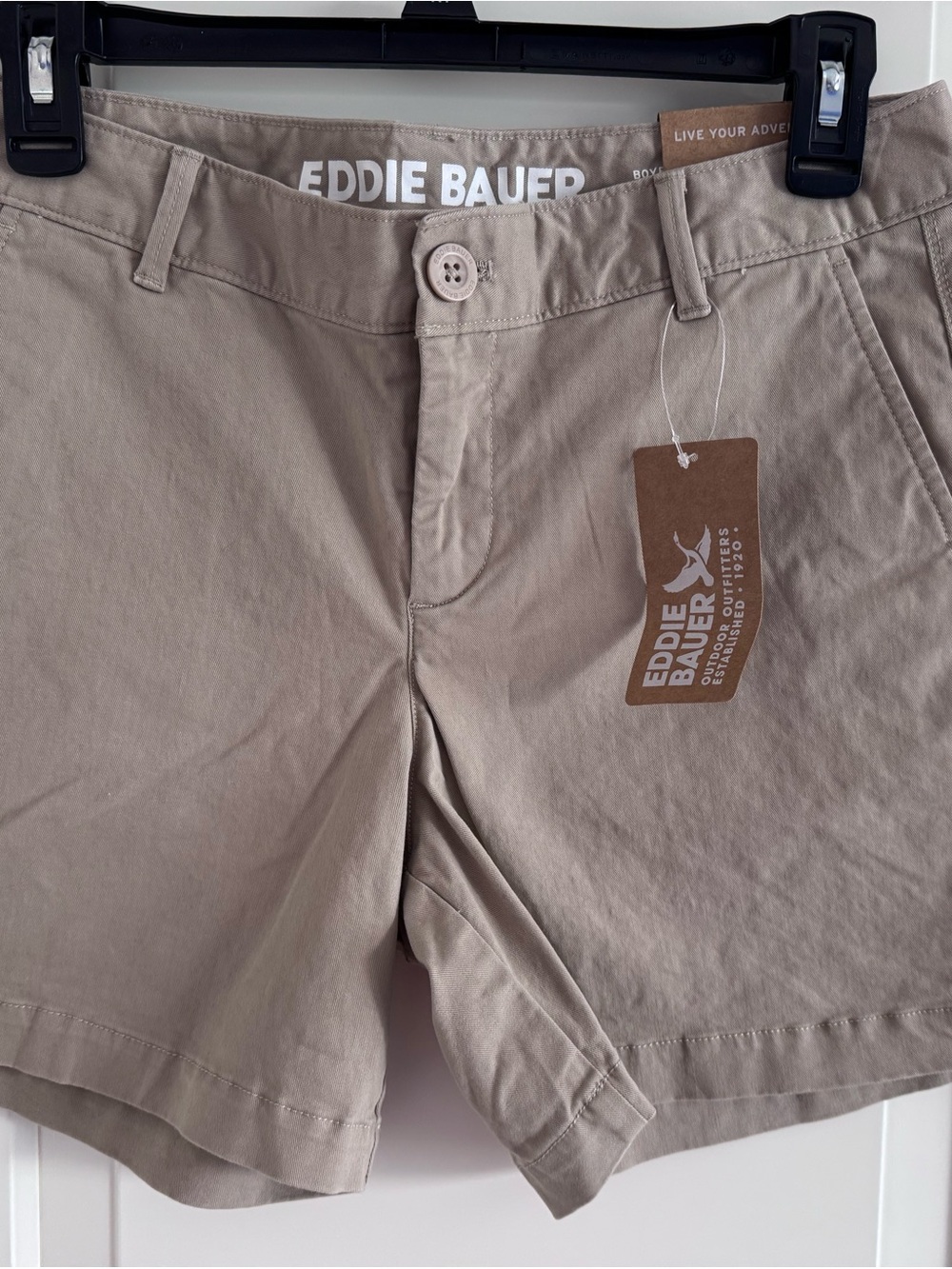 Eddie Bauer Women's Light Taupe Chino Shorts sz 2